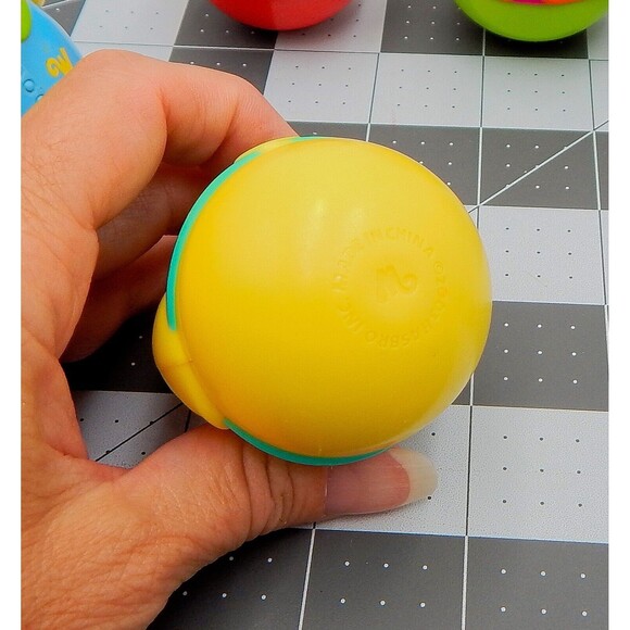 Hasbro Playskool Weebles Wobble Dressed Birds Fireman Dalmatian 2003 - Picture 8 of 13